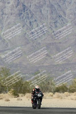 media/Dec-07-2025-CVMA (Sun) [[3e7d2de5dc]]/Race 8-Middleweight Shootout/